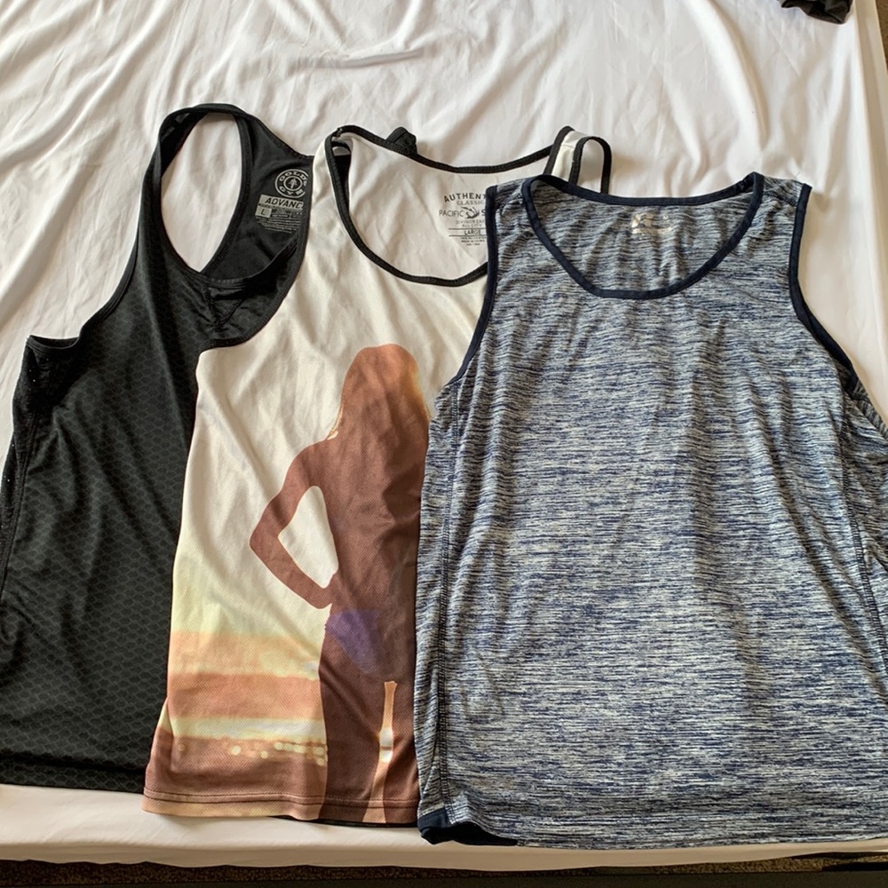 Athletic tank tops set of 3